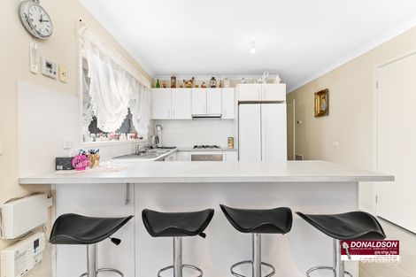 Property photo of 1 Sunbird Avenue Cranbourne VIC 3977