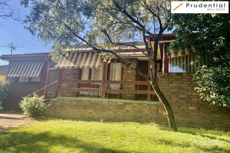 Property photo of 12 Manooka Crescent Bradbury NSW 2560