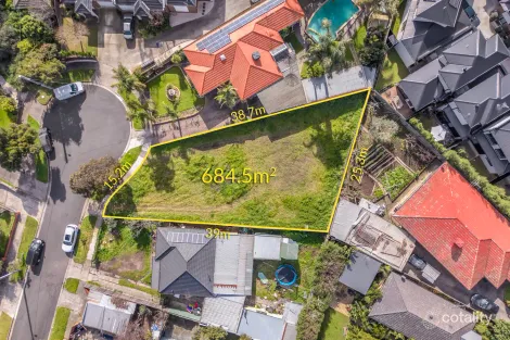 4 ALVA CT, FAWKNER, VIC 3060