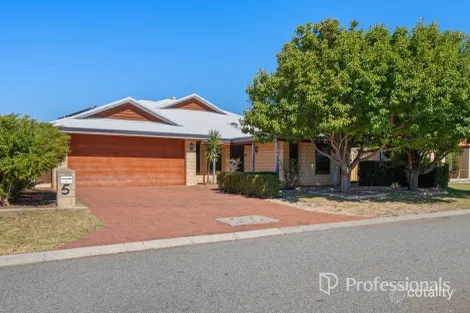 Property photo of 5 Limerick Loop Wattle Grove WA 6107