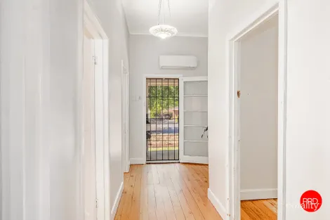 Property photo of 57 Arnold Street Bendigo VIC 3550