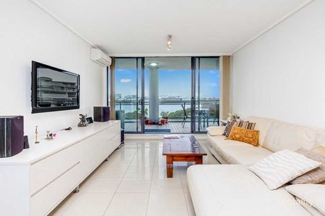 Property photo of 45/27 Bennelong Parkway Wentworth Point NSW 2127
