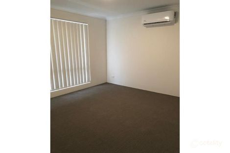 Property photo of 28 Cherrytree Chase Maddington WA 6109