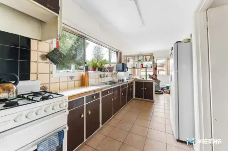 Property photo of 23 Red Hill Road Springvale VIC 3171