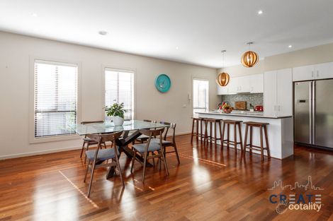 Property photo of 20 Monarma Walk Kealba VIC 3021