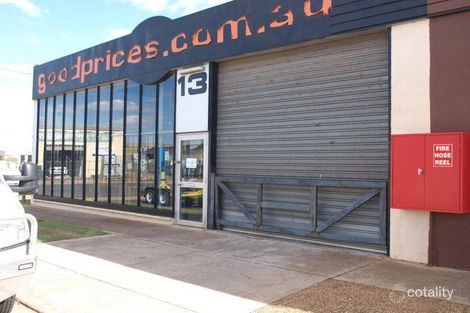 13/10 Norton Dr, Melton, VIC 3337