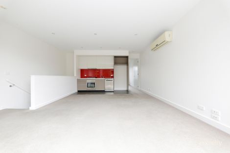 Property photo of 2/41 Coorigil Road Carnegie VIC 3163