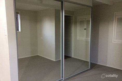 Property photo of 1 Swain Crescent Dapto NSW 2530