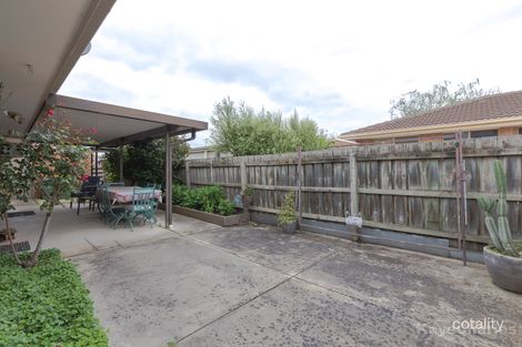 2/11-13 Beaconsfield Ave, Beaconsfield, VIC 3807