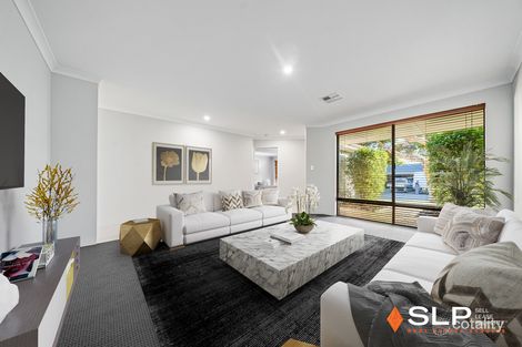 Property photo of 9 Sundowner Meander Banksia Grove WA 6031