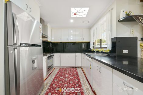 Property photo of 8 Clive Street Hampton Park VIC 3976