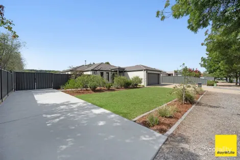 7 Birch Dr, Bungendore, NSW 2621