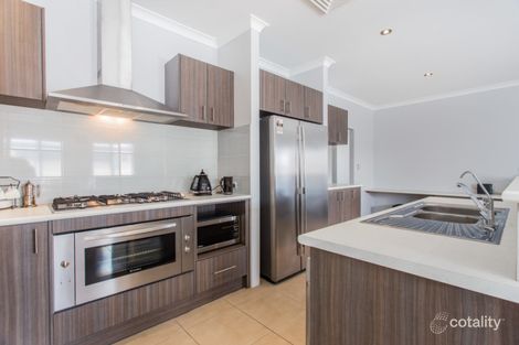 Property photo of 12 Passendale Crescent Piara Waters WA 6112