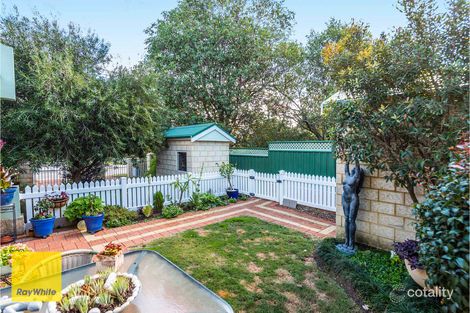 Property photo of 2/2 Headingly Road Kalamunda WA 6076