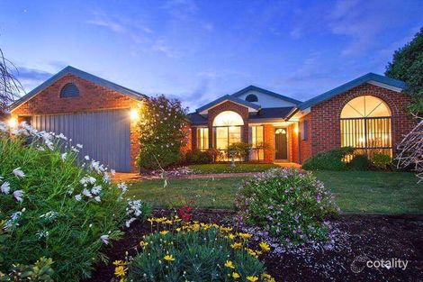 33 Woodside Ave, Frankston South, VIC 3199