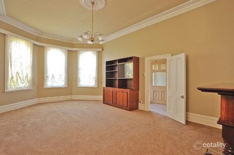 Property photo of 5 James Court Warragul VIC 3820