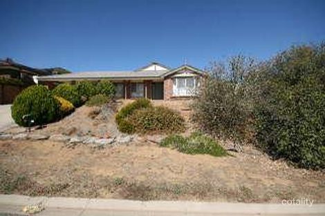 65 Horseshoe Dr, Woodcroft, SA 5162