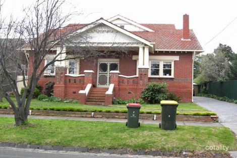 2 Salmon Ave, Essendon, VIC 3040