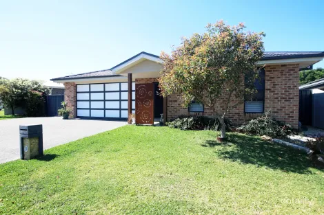 Property photo of 12 Pretoria Parade Harrington NSW 2427