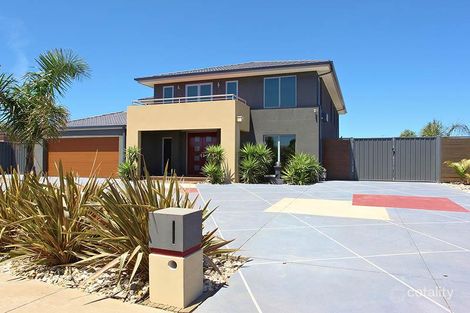 68 Hindmarsh Dr, Manor Lakes, VIC 3024