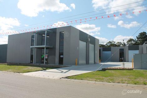 1/25 Sharnet Cct, Pakenham, VIC 3810
