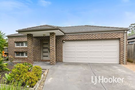Property photo of 74 Tipperary Circuit Pakenham VIC 3810