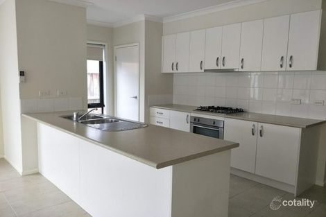 Property photo of 4 Stannifer Street Tarneit VIC 3029