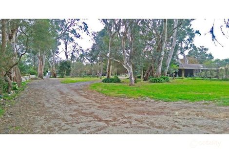 Property photo of 4 Bernhardt Crescent Hahndorf SA 5245