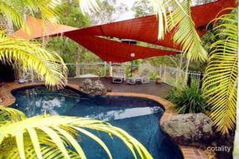 Property photo of 10 Saint Andrews Drive Karana Downs QLD 4306