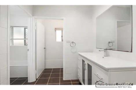 Property photo of 63 Michaelangelo Drive Redlynch QLD 4870