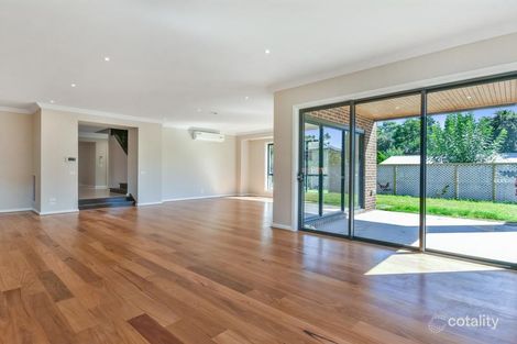 Property photo of 152 Springvale Road Glen Waverley VIC 3150