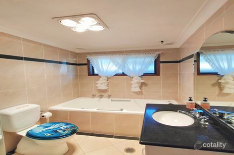 Property photo of 11 Goroka Street Glenfield NSW 2167