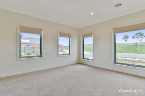 Property photo of 28 Cloughs Road Mernda VIC 3754