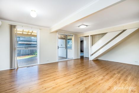 Property photo of 12 Bailes Court Wanniassa ACT 2903