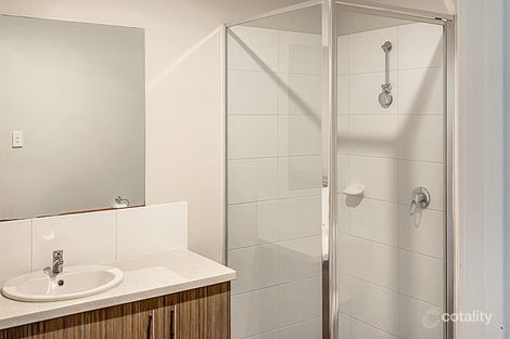 62/40 Reynolds Way, Withers, WA 6230