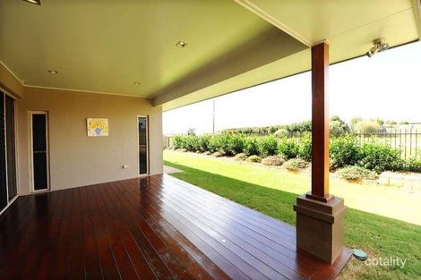 Property photo of 1/1 Highgrove Drive Highfields QLD 4352