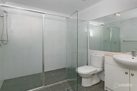 Property photo of 9/23 Howard Avenue Dee Why NSW 2099