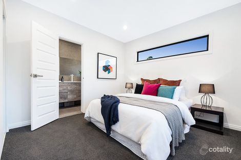 Property photo of 2/16 Harwell Road Ferntree Gully VIC 3156