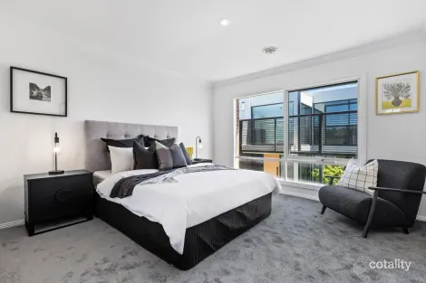 Property photo of 2/310 Cotham Road Kew VIC 3101