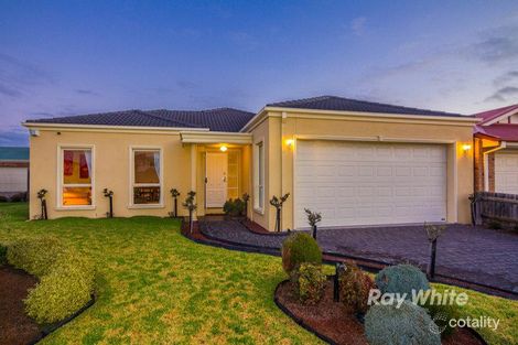 10 Bouverie Pl, Skye, VIC 3977