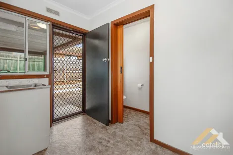 Property photo of 1/70 Ballantine Street Bairnsdale VIC 3875