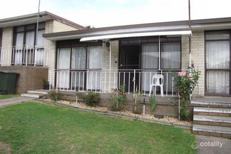 Property photo of 2/15 Railway Crescent Moe VIC 3825