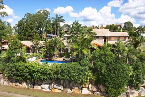 Property photo of 2 Softwind Court Kenmore Hills QLD 4069