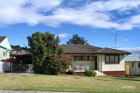 4 Woodfull St, Warilla, NSW 2528