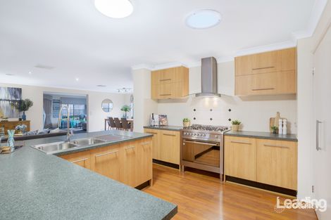 Property photo of 12 Fingleton Crescent Sunbury VIC 3429