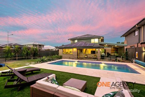 22 Honeybee Cres, Calderwood, NSW 2527