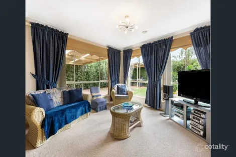 Property photo of 5 Egan Close Werribee VIC 3030