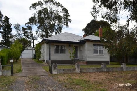 38 Montgomery St, Castlemaine, VIC 3450