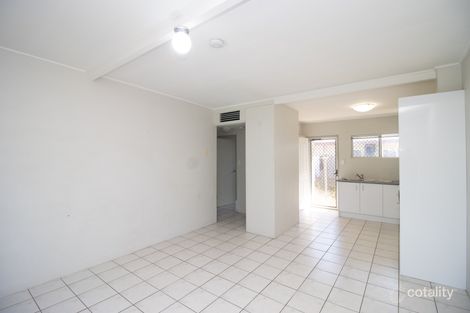 2 Daphne Ave, Mornington, QLD 4825