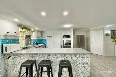 Property photo of 42 Wayford Circle Hocking WA 6065